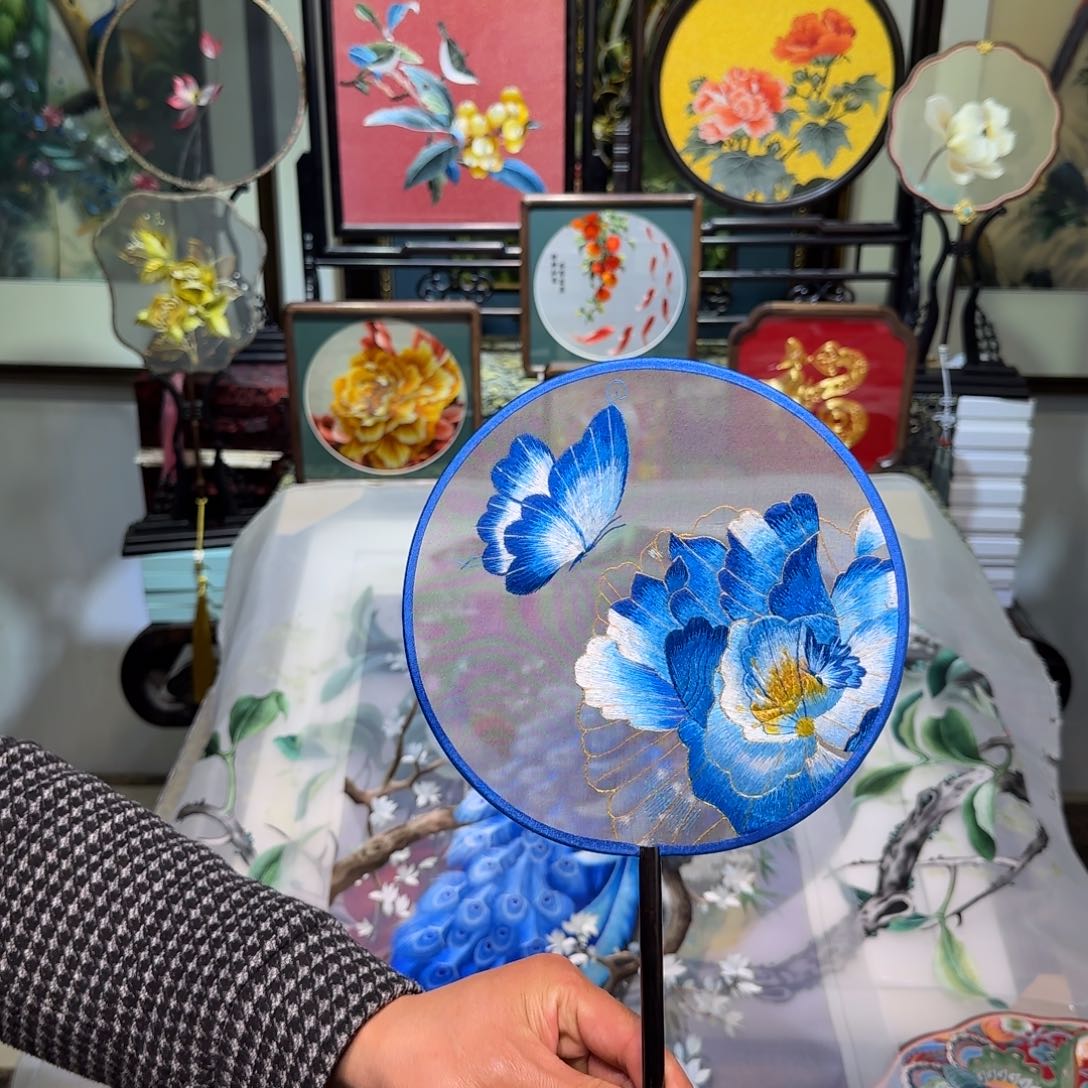 刺绣刺绣工艺精湛