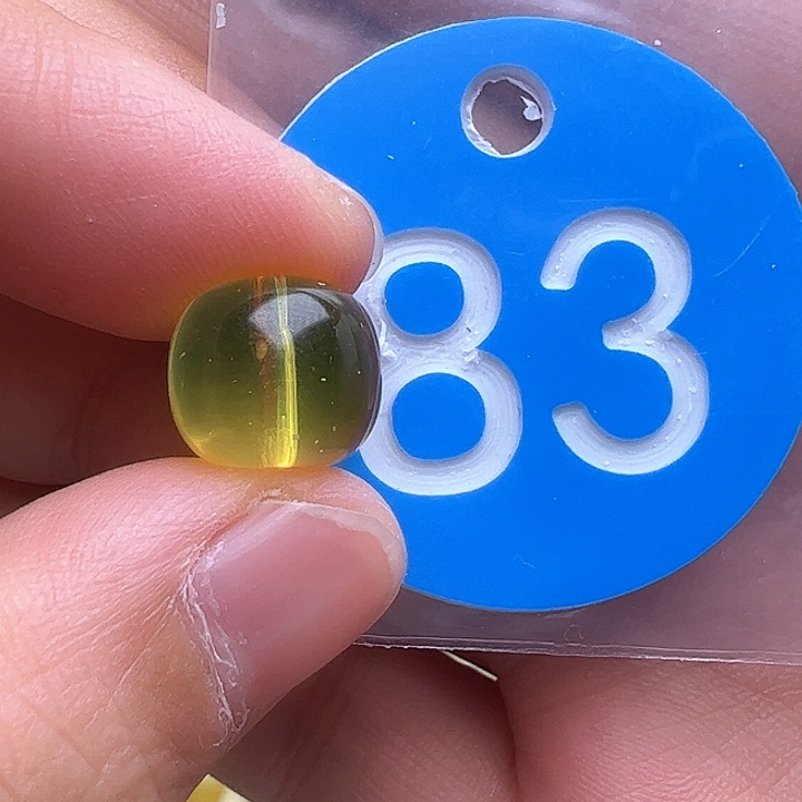 未镶嵌蜜蜡裸石金沙10.8m m