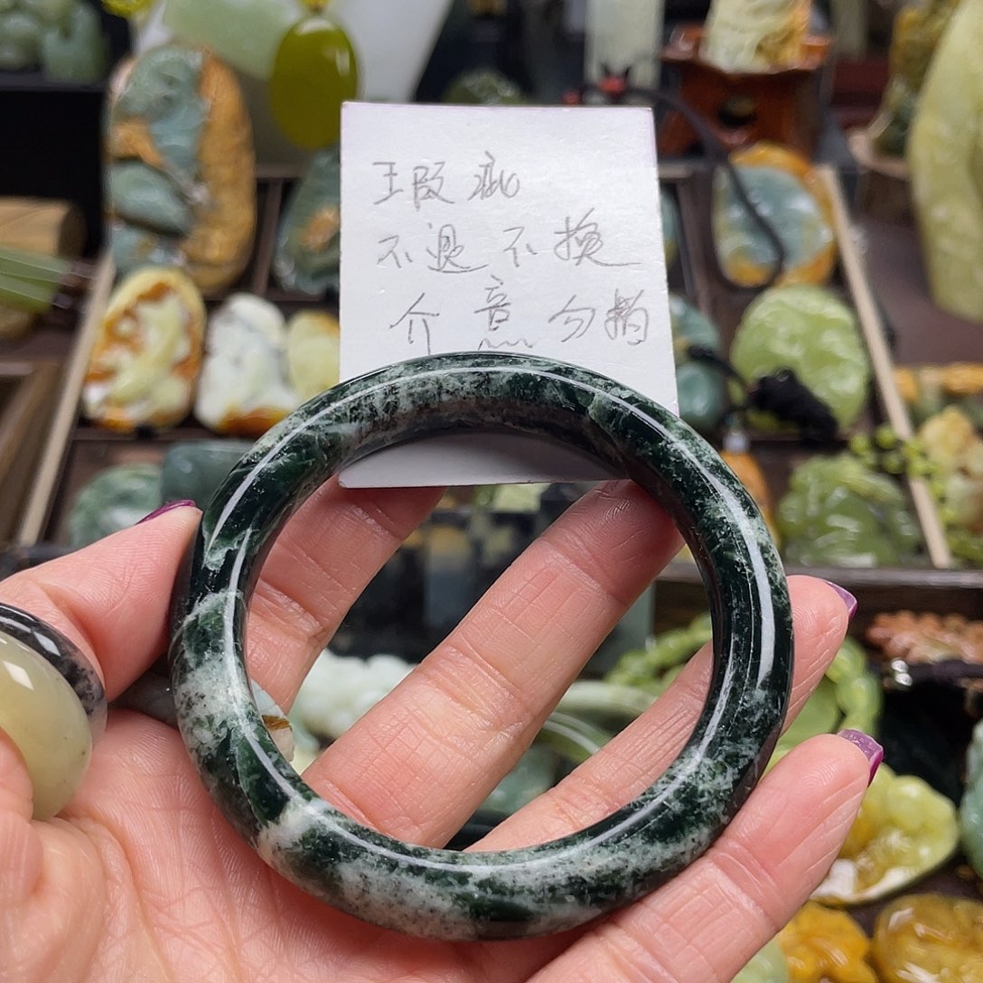 蛇纹石玉颈饰未镶嵌岫玉50156