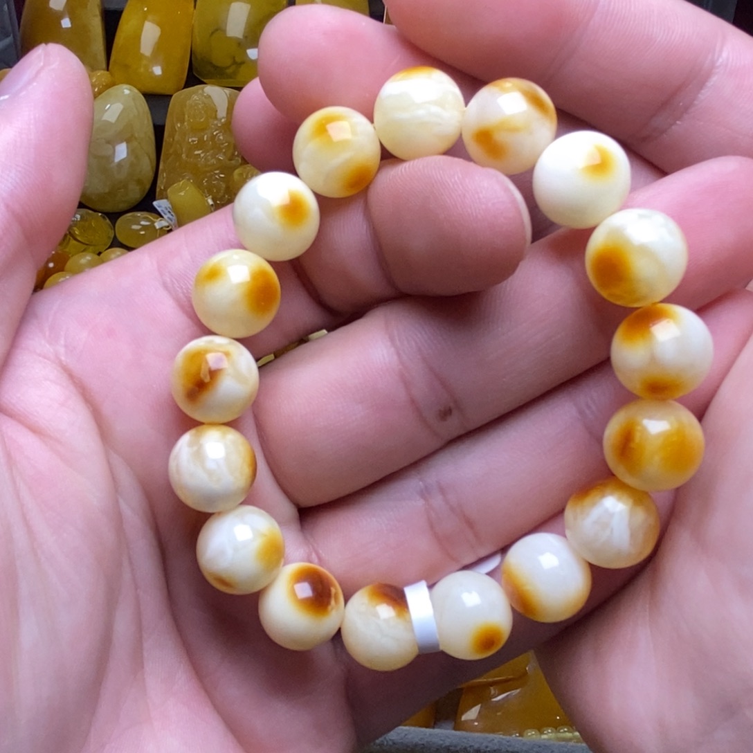 琥珀未镶嵌裸石蜜蜡