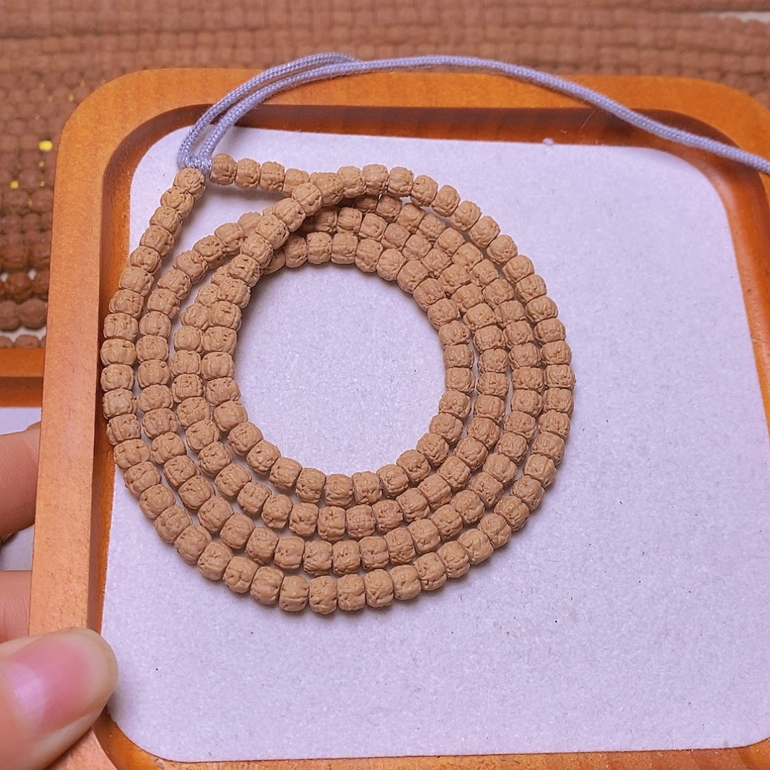 金刚菩提吊坠龙切佛手