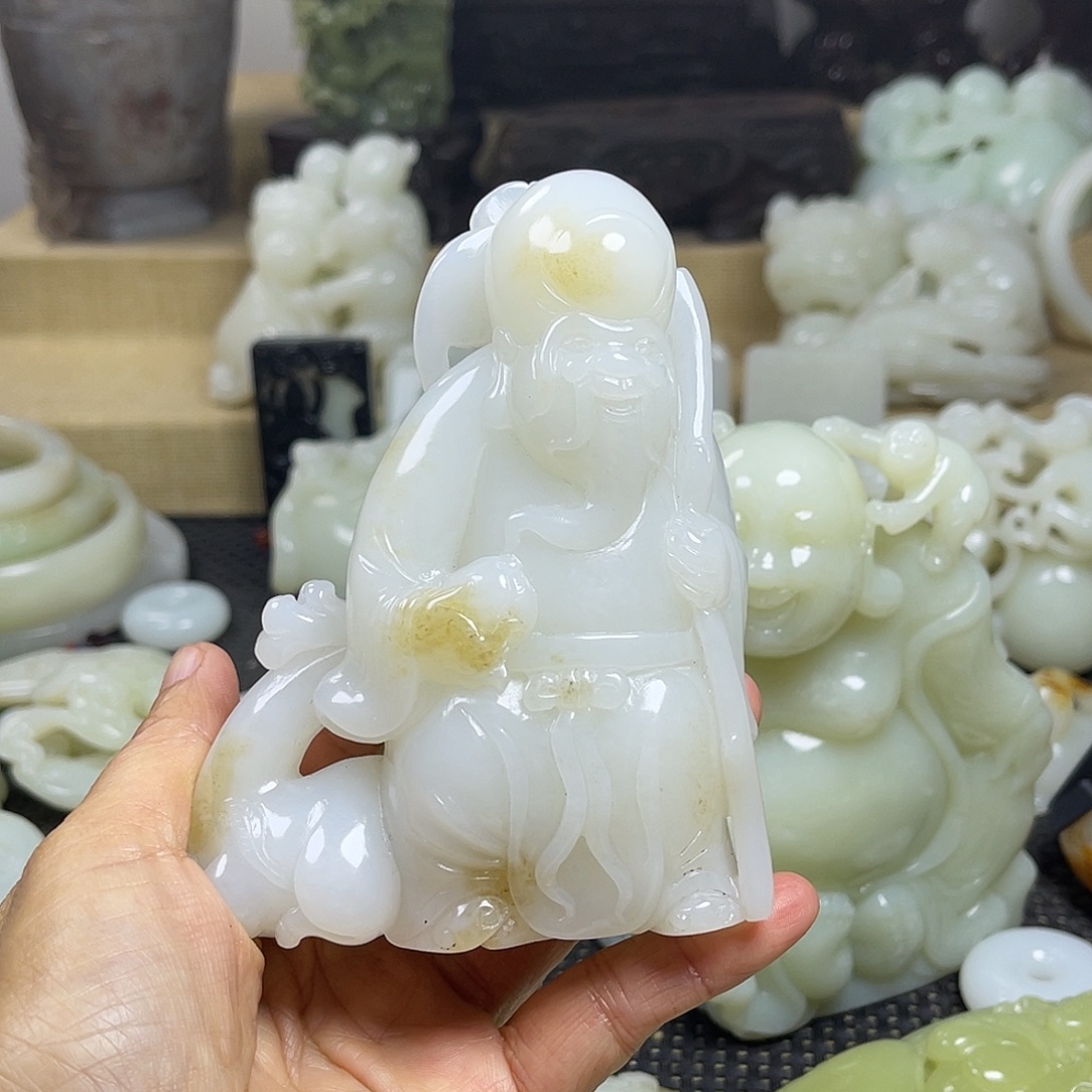 树***歌和田玉（糖玉）未镶嵌挂件