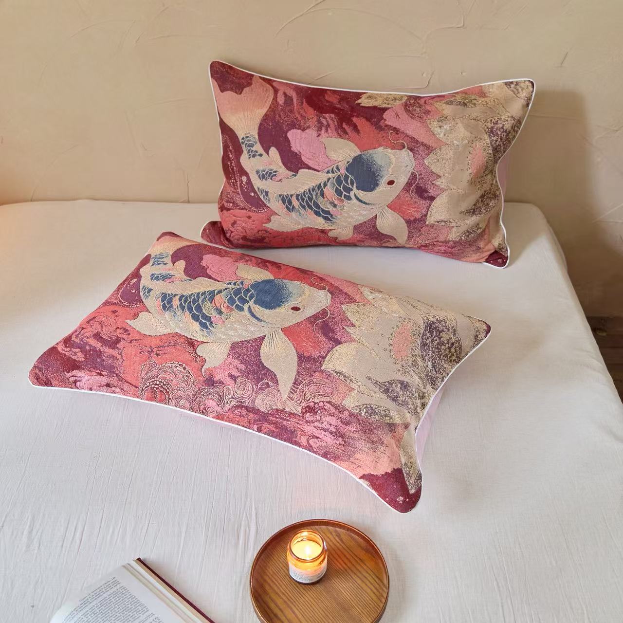 鲤跃金莲 50*80cm枕套一对