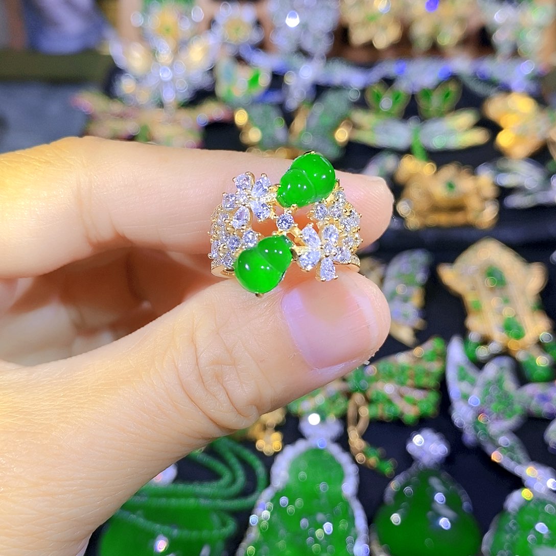 吊坠(不含链)银S925镶嵌翡翠