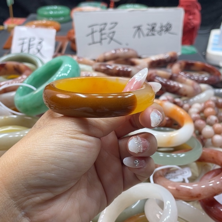 ღ***石英质玉钛钢珠宝奇石