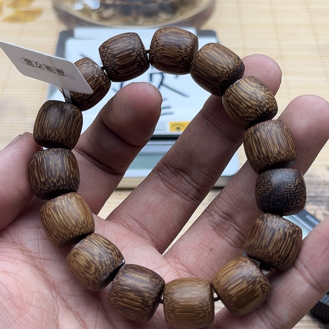 沉香沉香碎屑白奇楠