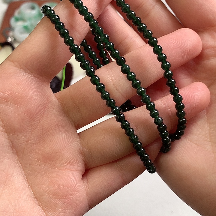 翡翠未镶嵌颈饰翡翠4