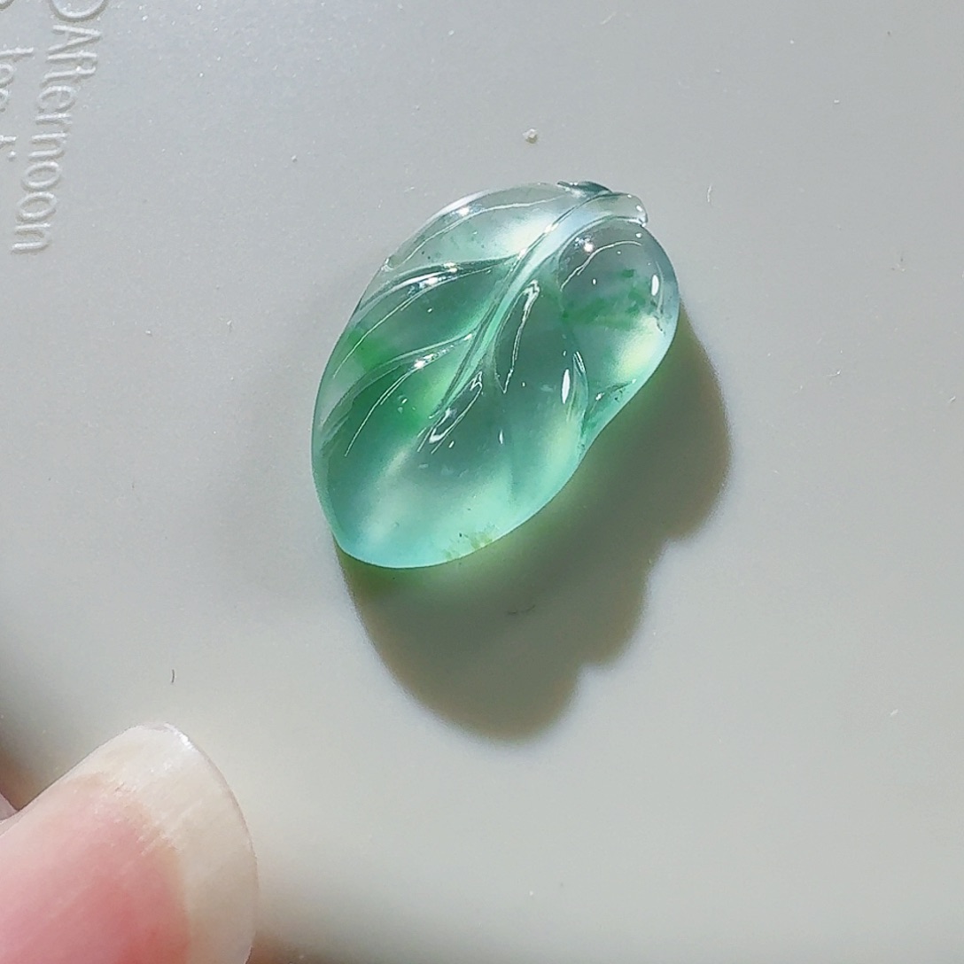 翡翠颈饰未镶嵌随形叶子