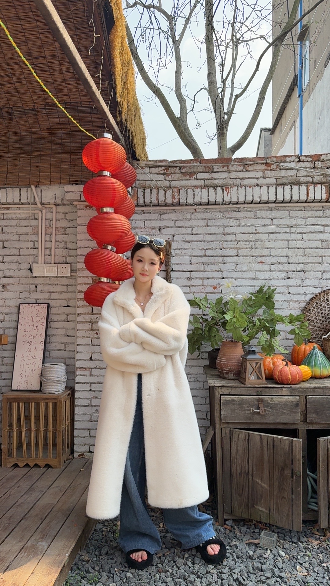 XS-《2025新款》冬装上新加厚冬季时尚百搭网红女士毛毛外套气质