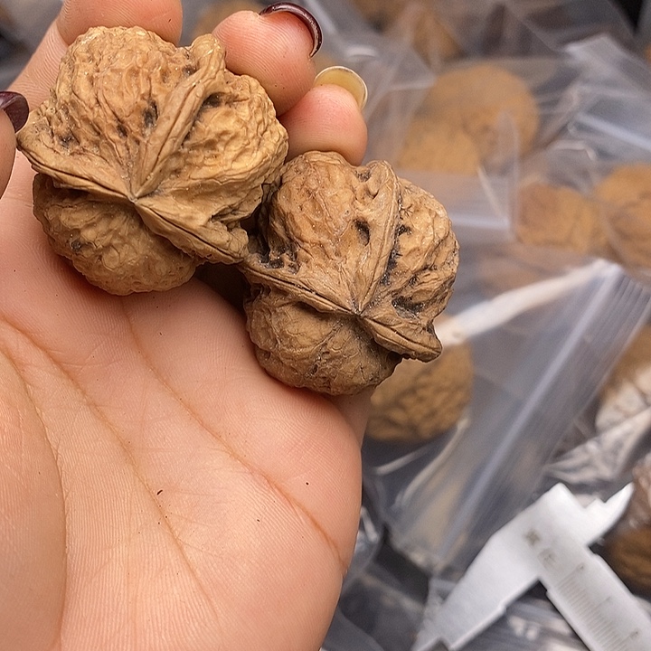 文玩核桃把件     36