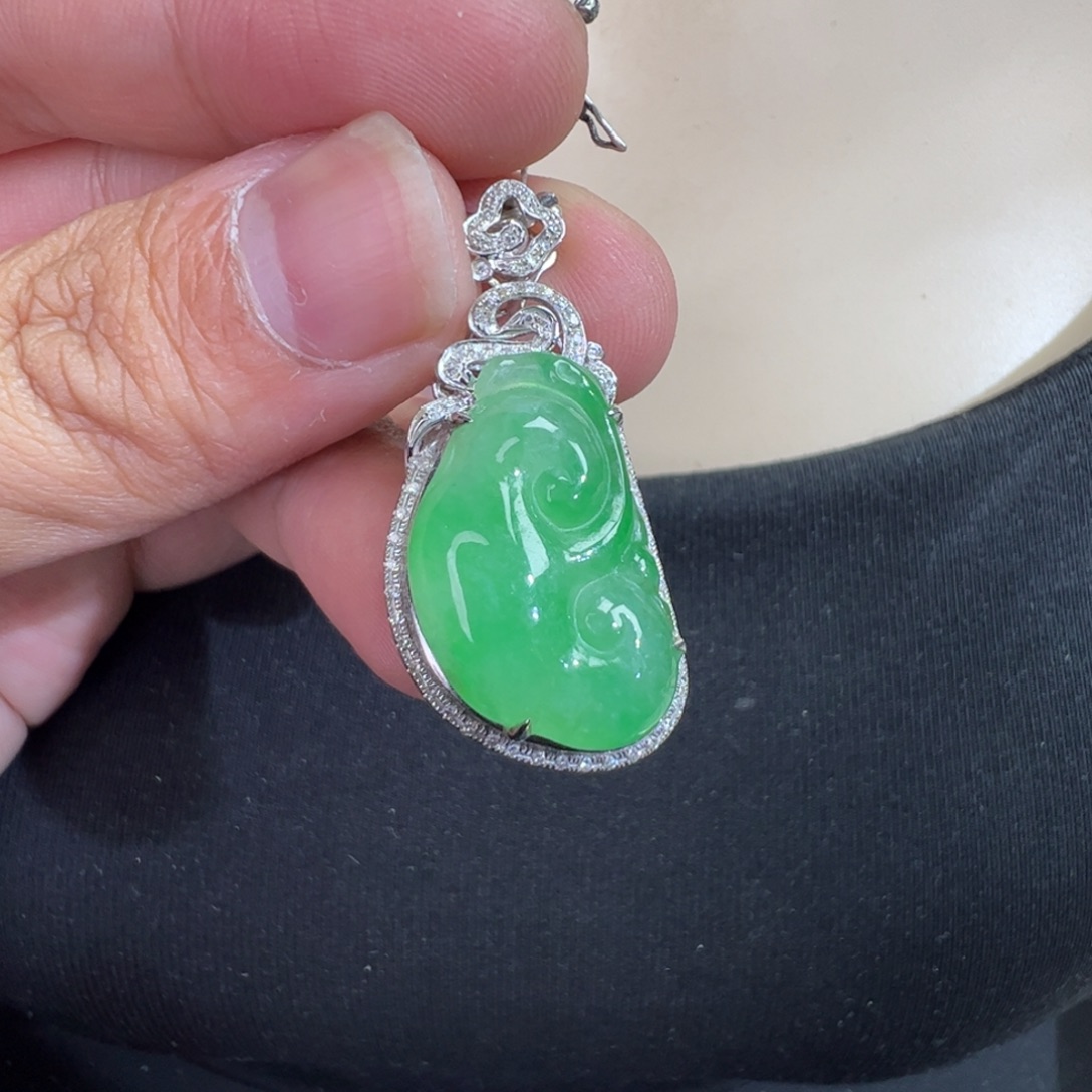 翡翠18K金镶嵌吊坠(不含链)