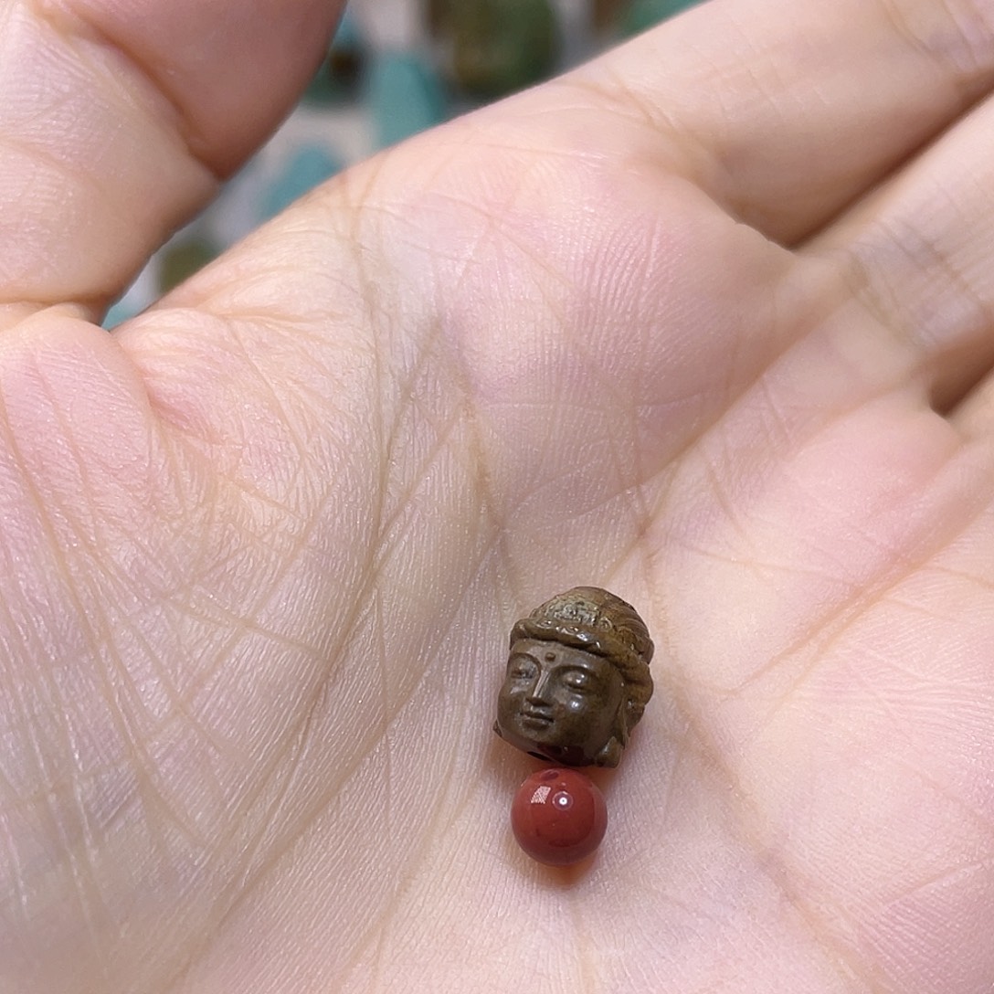 未镶嵌配饰南红玛瑙