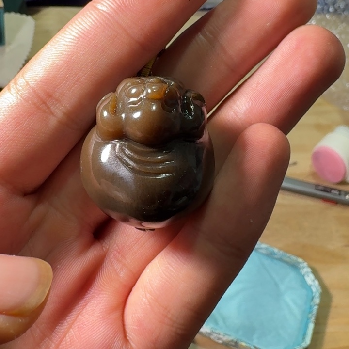 未镶嵌和田玉（糖玉）挂件