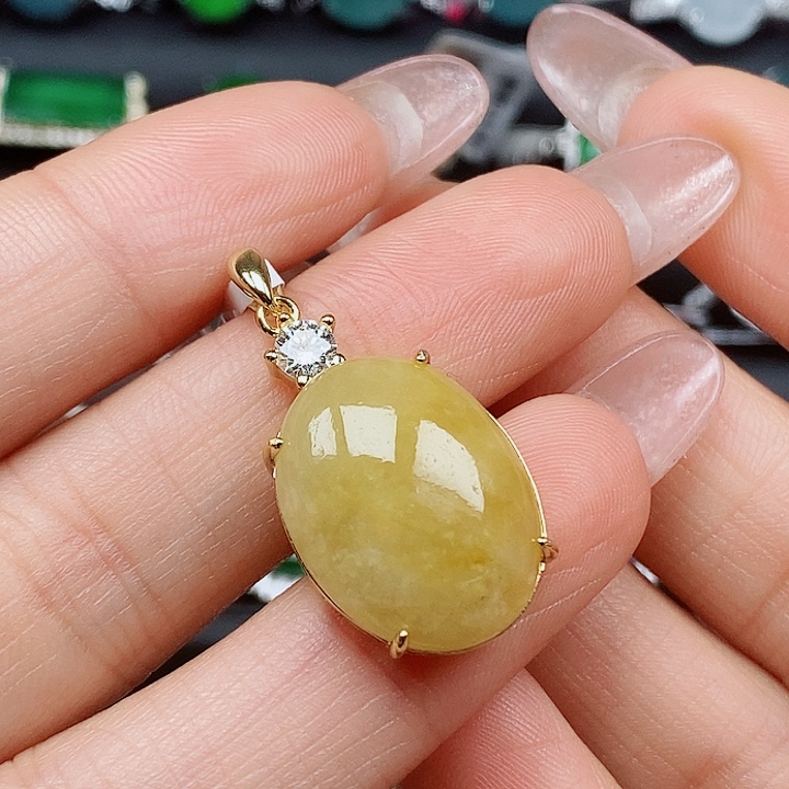 翡翠颈饰未镶嵌吊坠