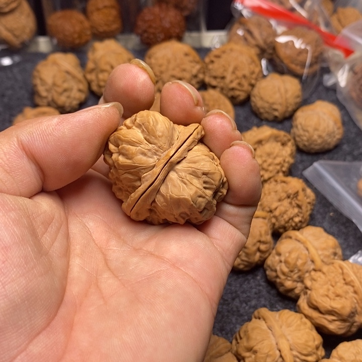 男***·吊坠文玩核桃蛤蟆头