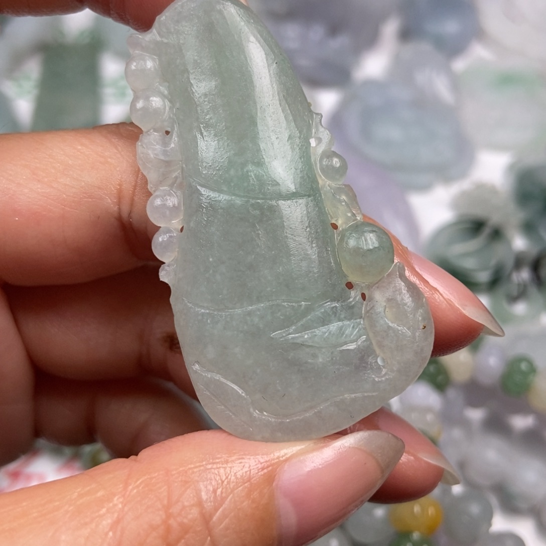 定制翡翠未镶嵌翡翠
