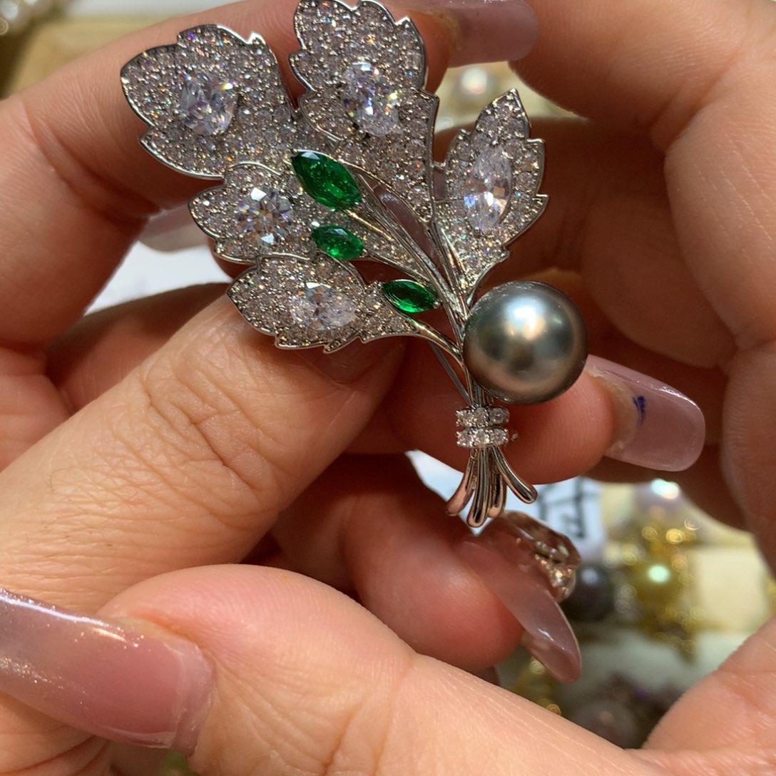 海水珍珠胸饰未镶嵌