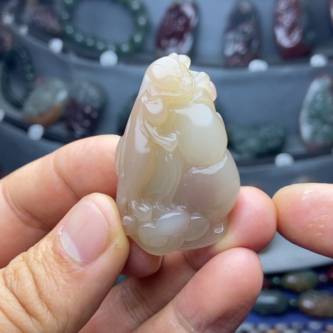 玛瑙/玉髓颈饰未镶嵌