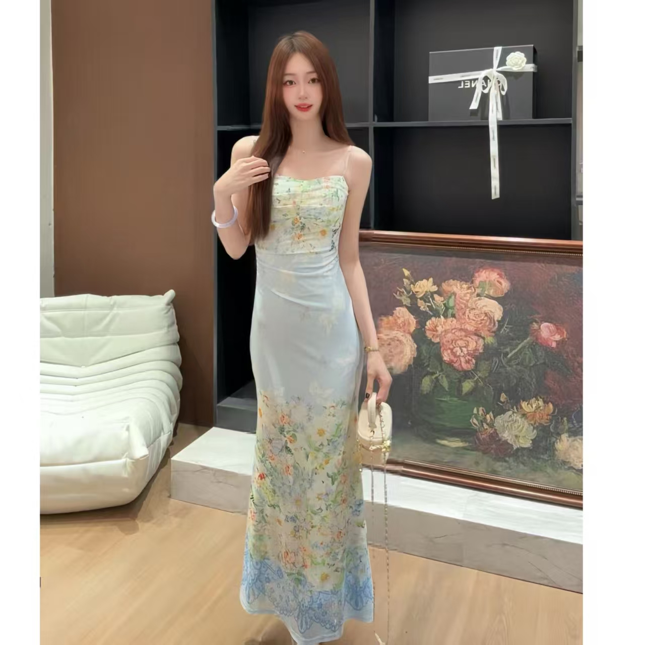 法式气质高级感独特淡蓝色吊带印花连衣裙夏季90149