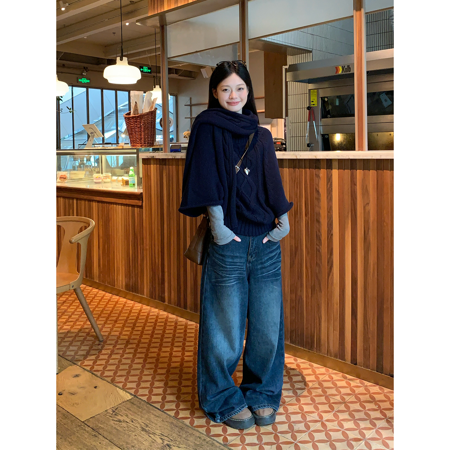 宋正恩11/24上新【复古做旧猫须洗水高腰阔腿牛仔裤】AAS33316