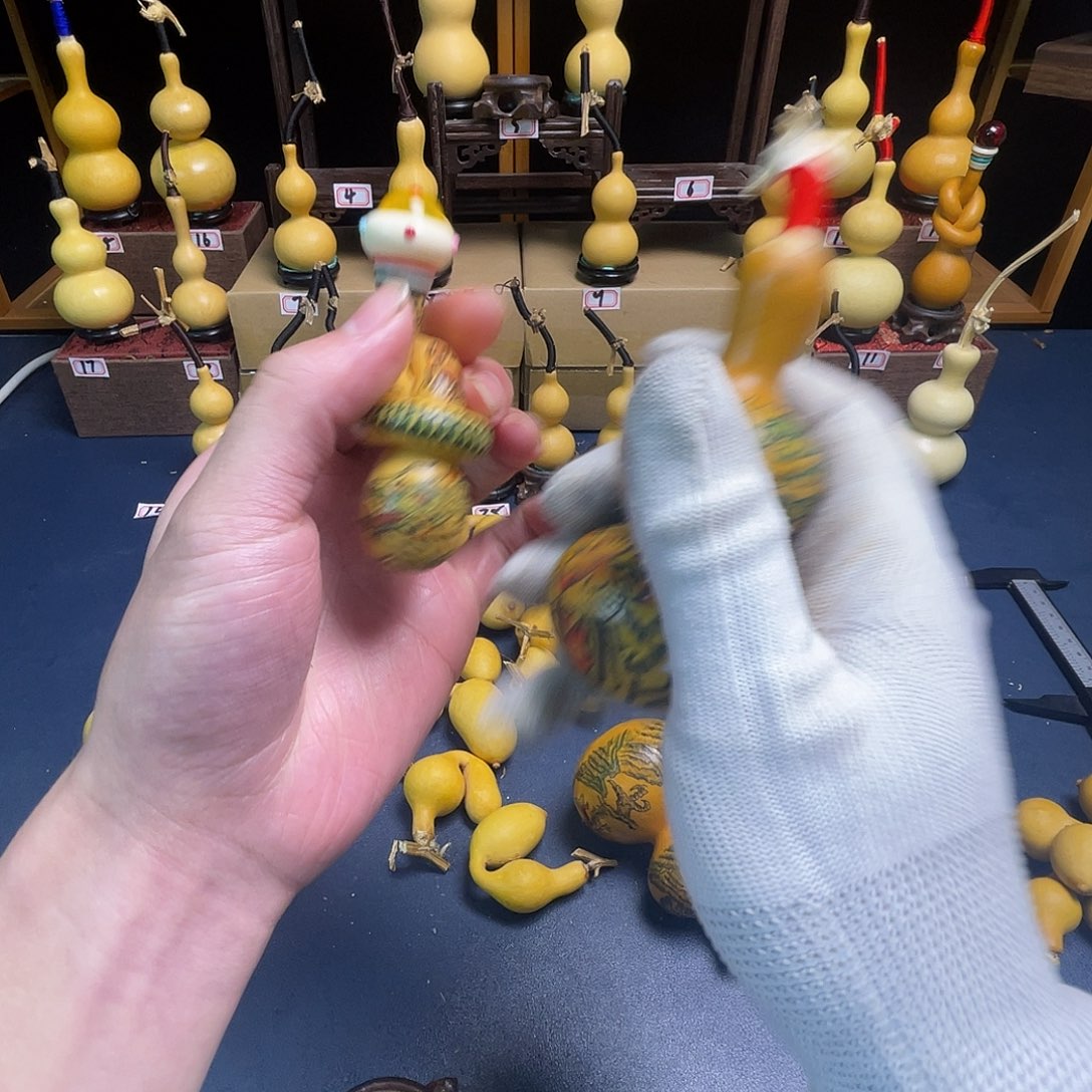 ****桥大叶紫檀（黑酸枝木类）