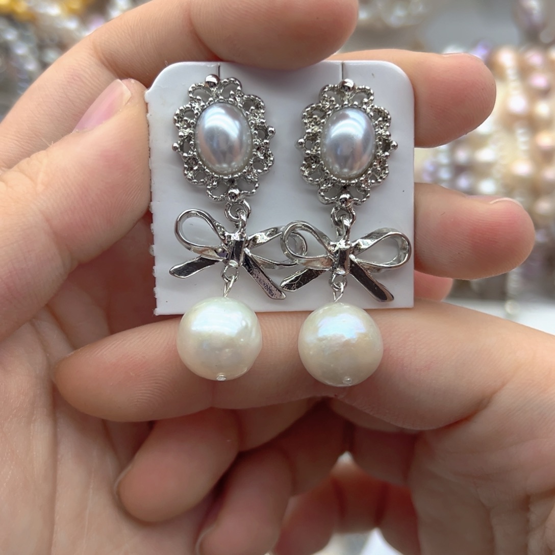 未镶嵌淡水珍珠颈饰