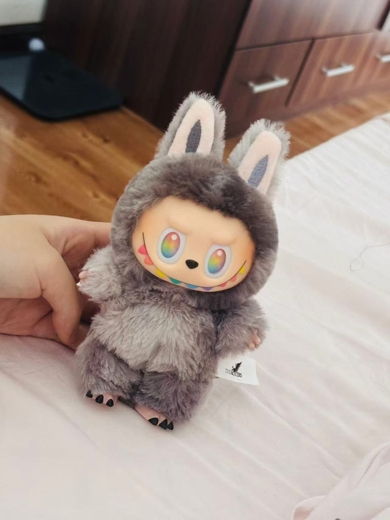 灰黑色扎染彩虹牙齿