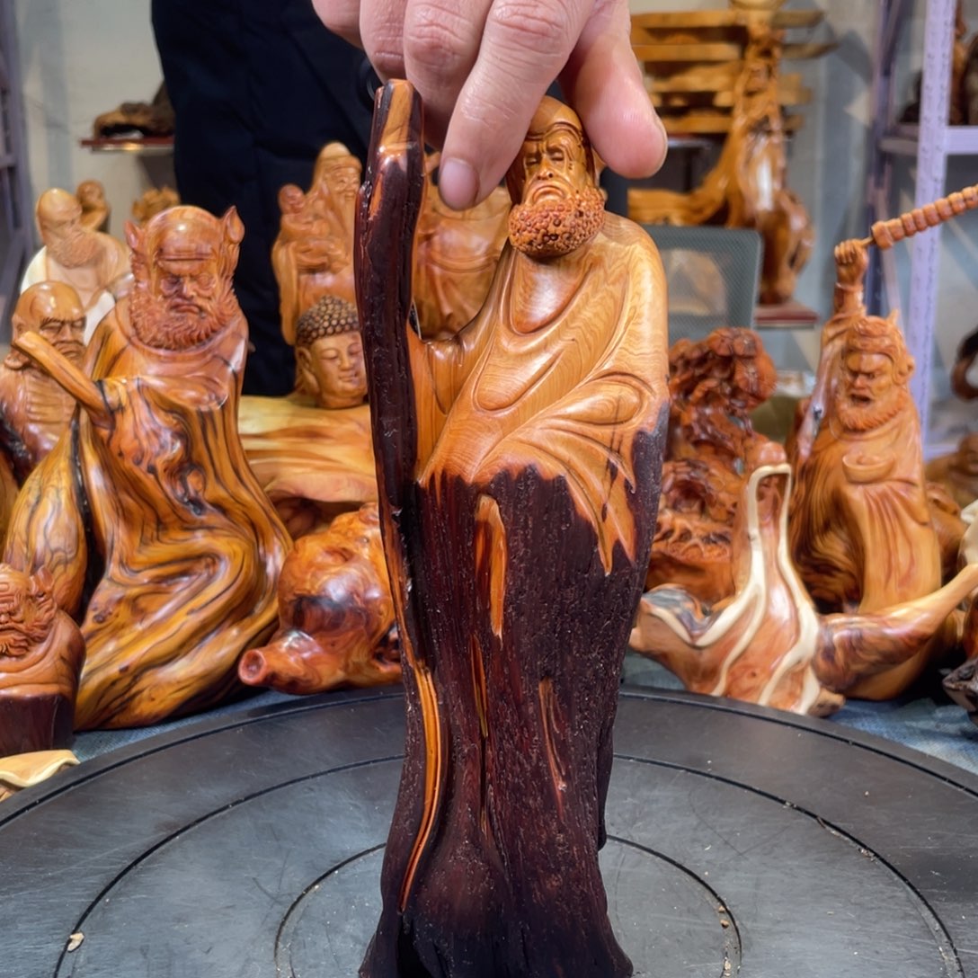 柏木（崖柏）。。。。。。。