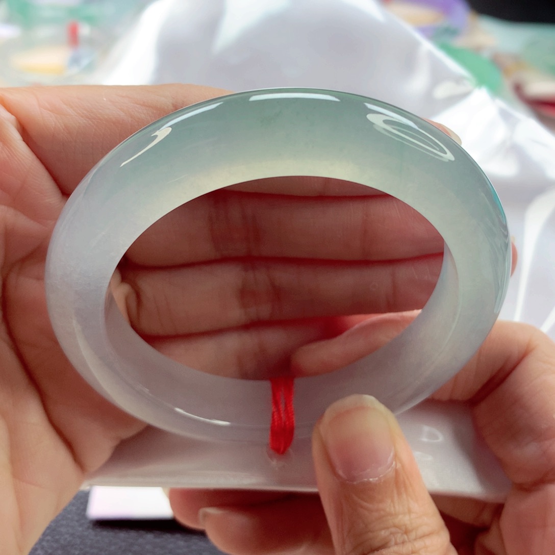 翡翠手镯未镶嵌偷**水分单1A