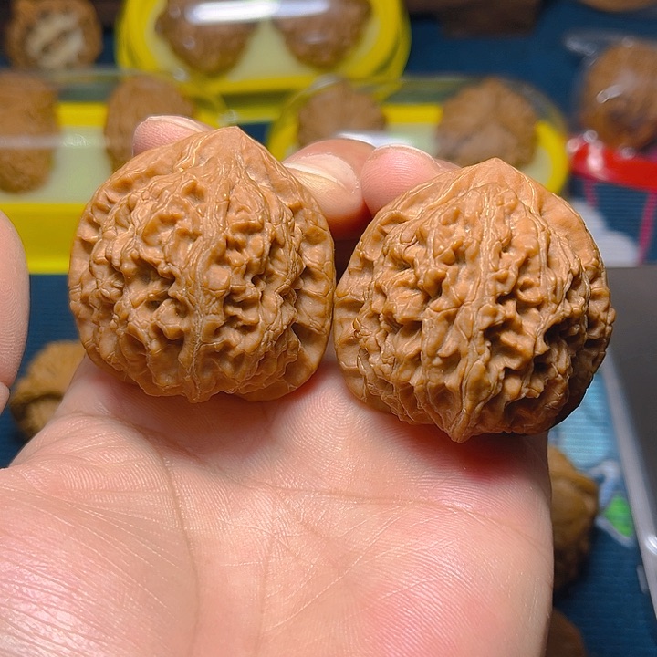 文玩核桃吊坠水龙
