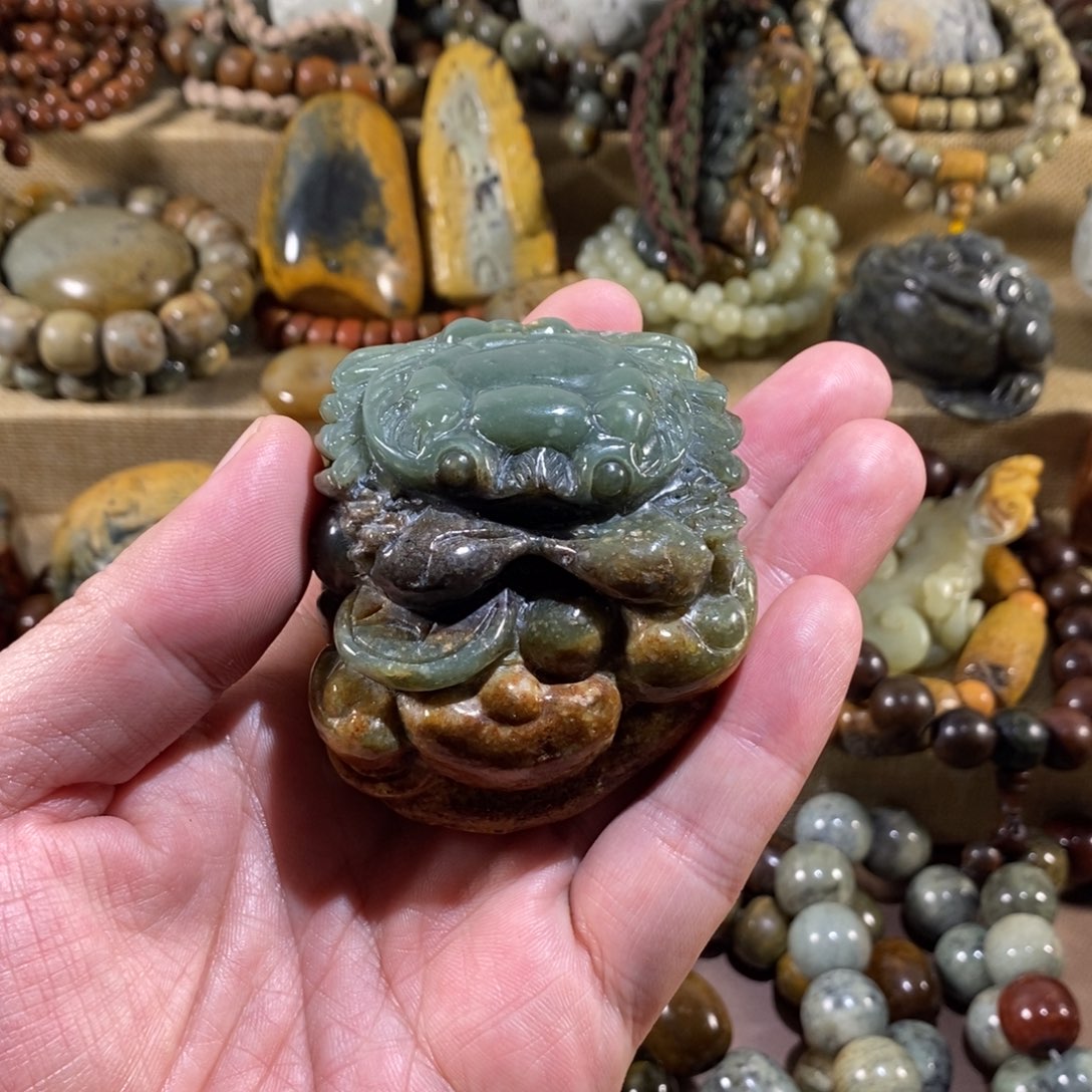 岫岩河磨玉（透闪石质玉）未镶嵌挂件