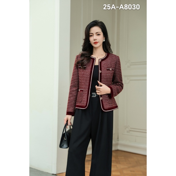 蒂薇娅2025时尚女装小香风外套A8030