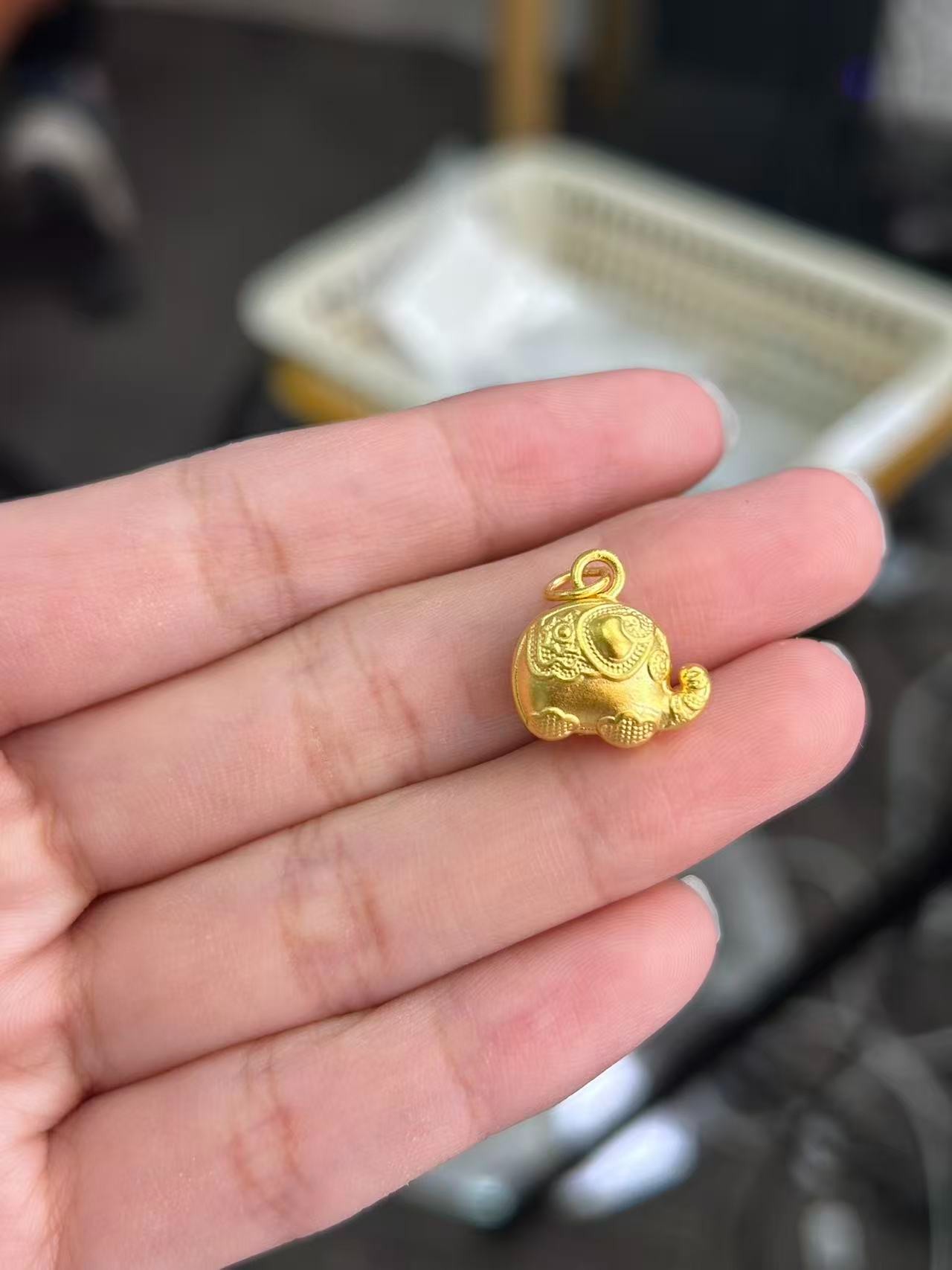 足金999 素版墩墩象吊坠