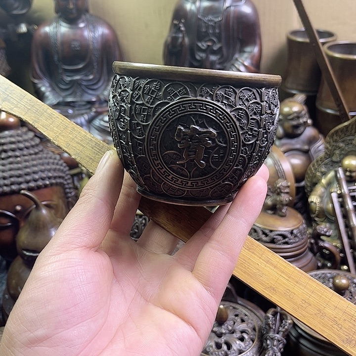 铜器869996996668885999