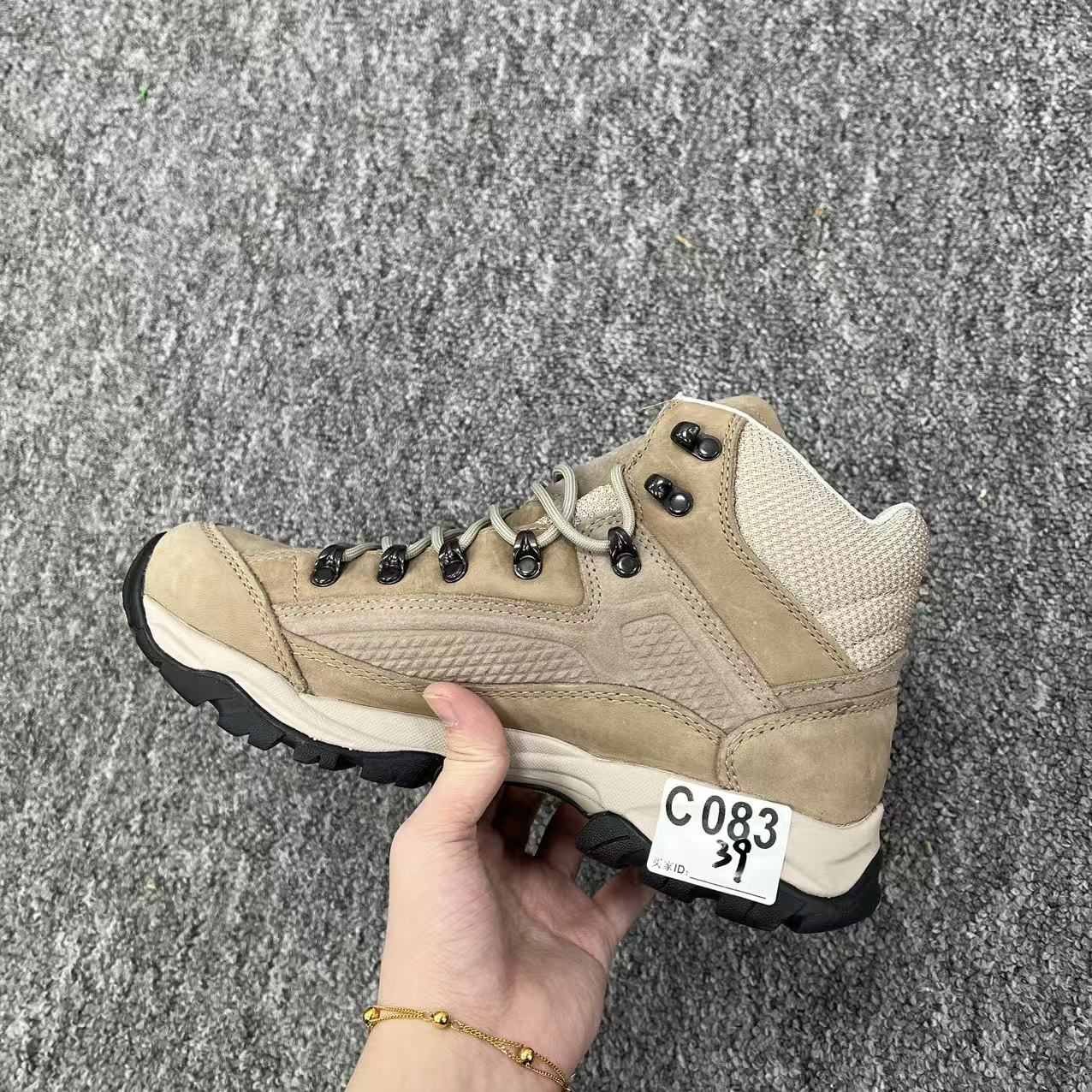 3-新款户外运动百搭休闲鞋 C083