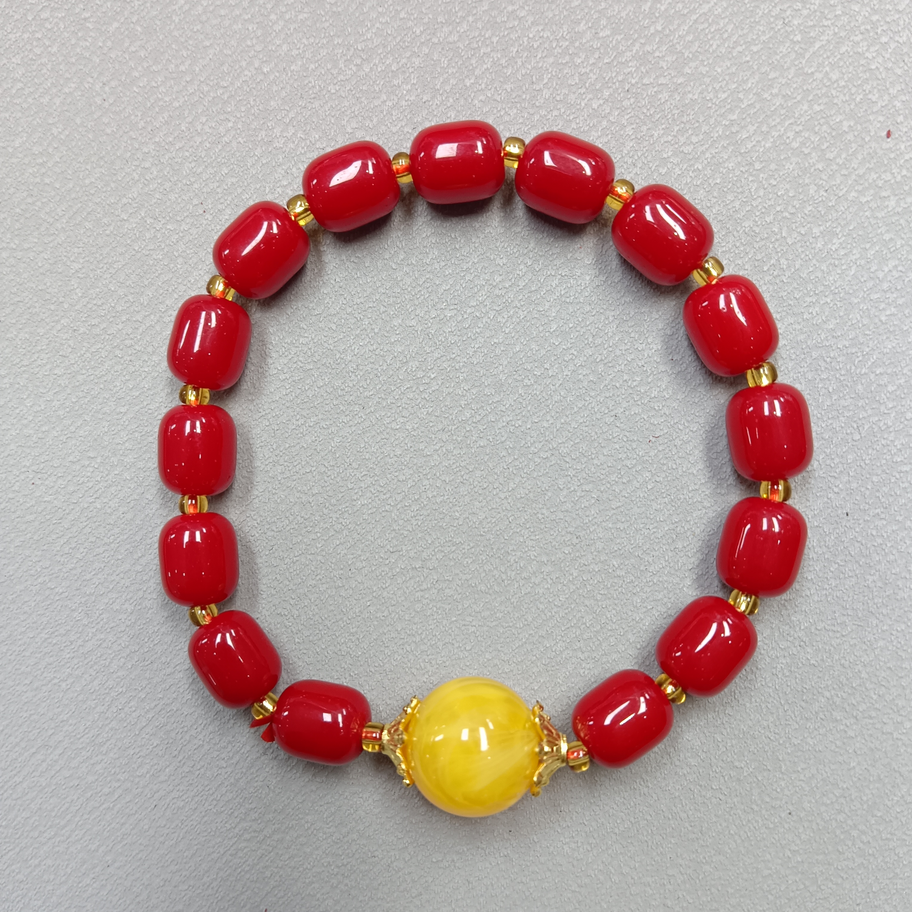 M361号-卡8mm红色桶珠手串