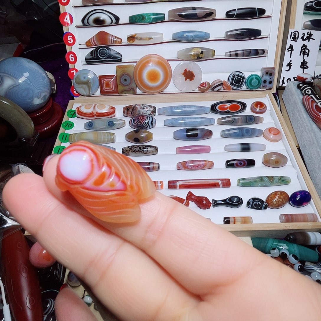玛瑙/玉髓颈饰未镶嵌