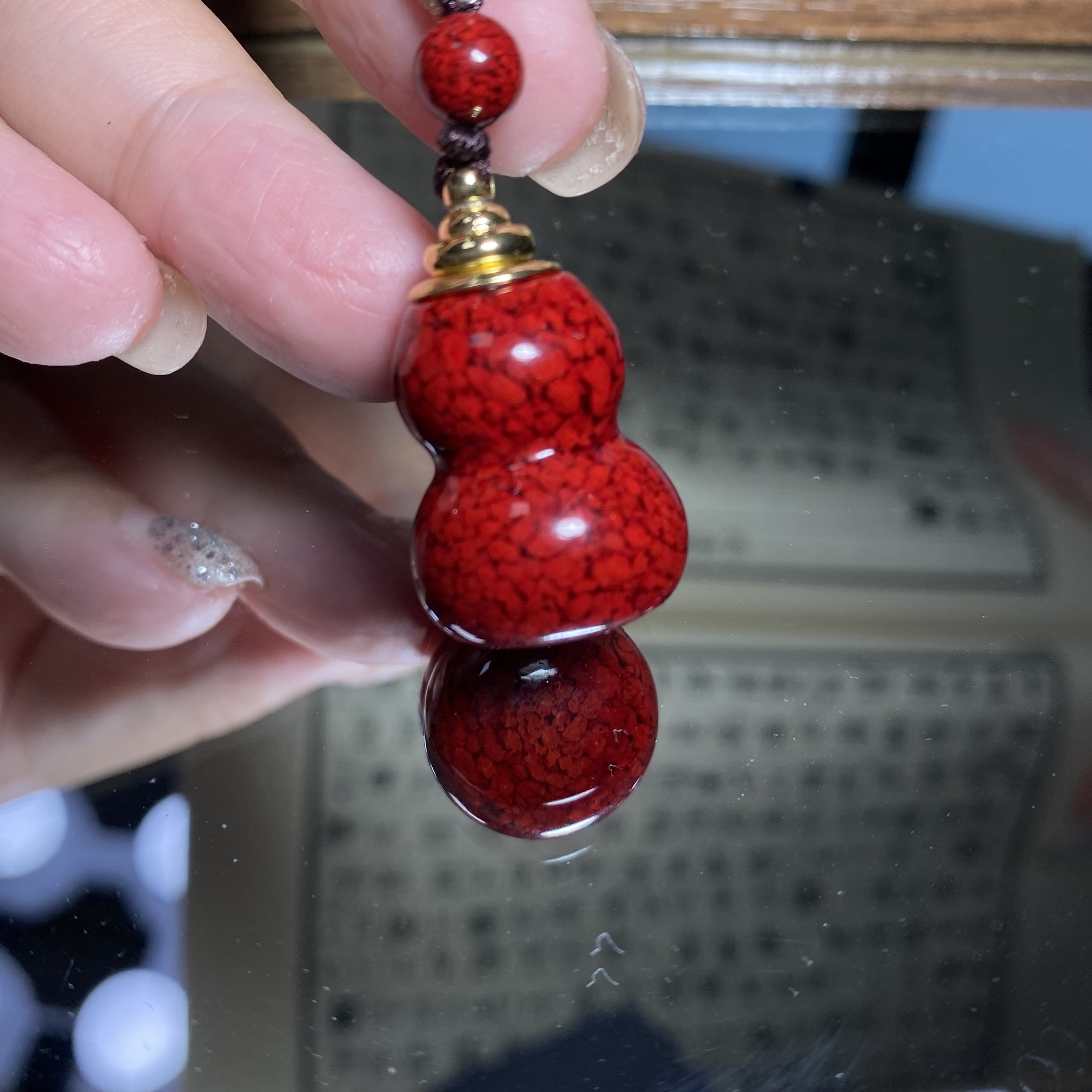 天然辰砂晶体砂朱砂葫芦吊坠