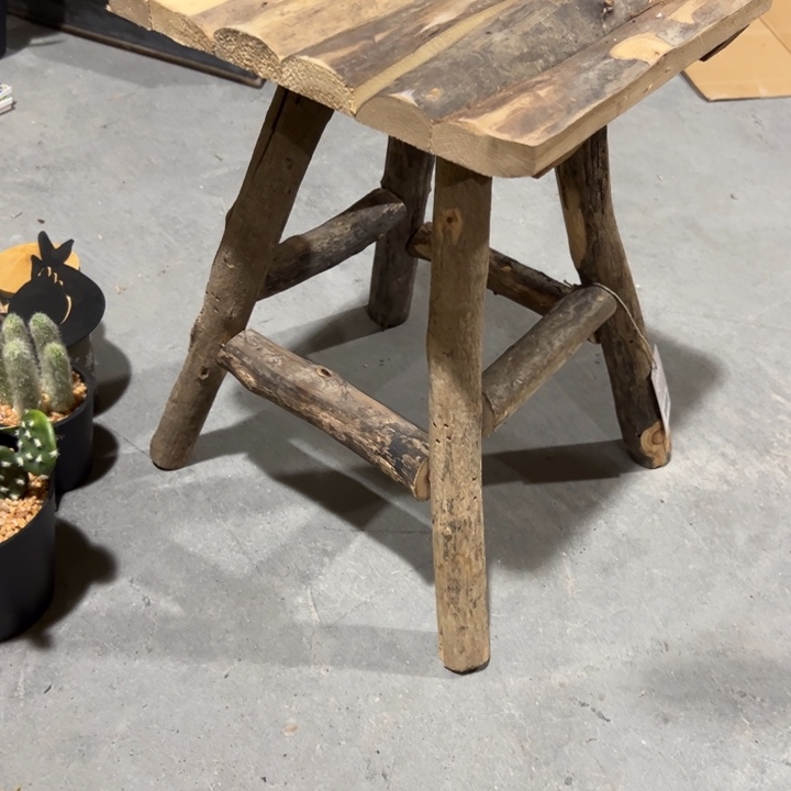 R****外贸孤品，默认瑕疵