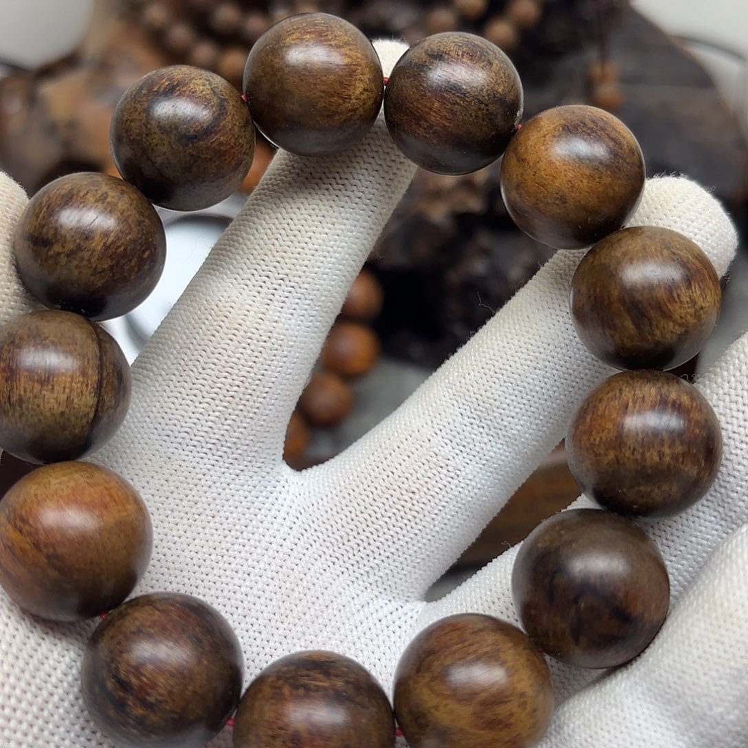 贡木印贡手链1.8圆珠军绿