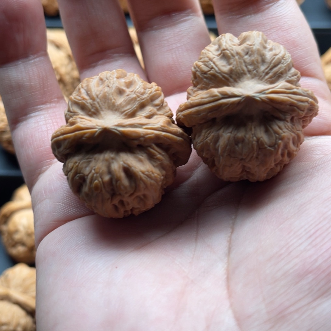 文玩核桃吊坠平谷元宝36全品，150