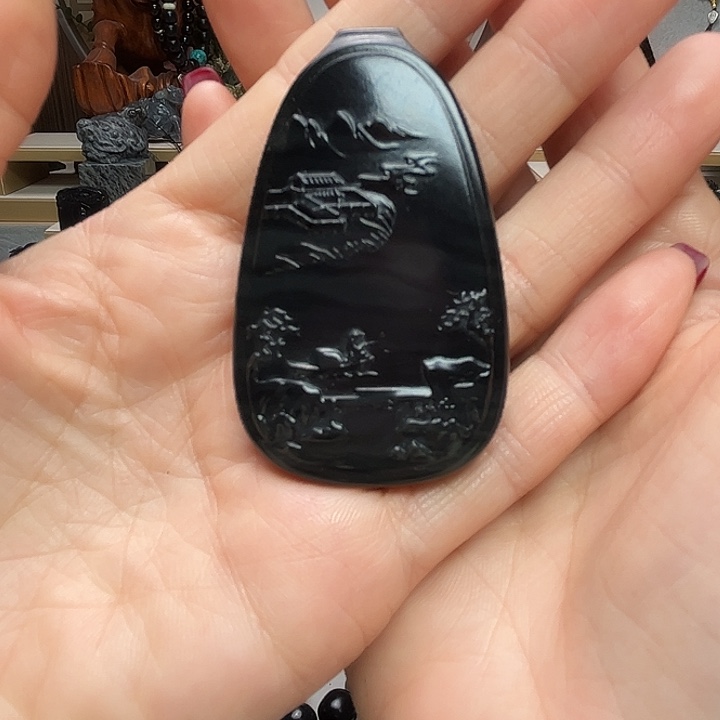 和田玉（墨玉）未镶嵌颈饰山水牌