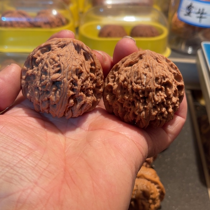 文玩核桃把件全品南疆石47