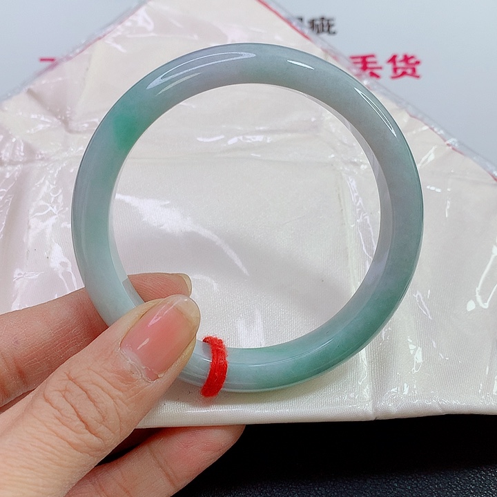 未镶嵌手镯翡翠王****丝