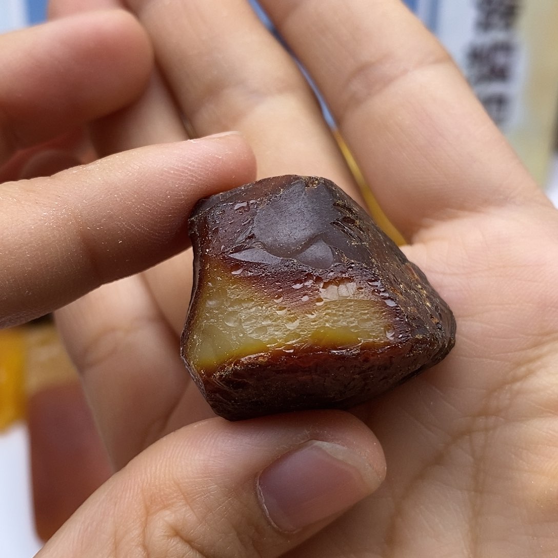 定制琥珀蜜蜡珠子料