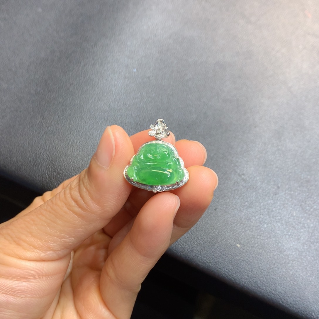 翡翠吊坠(不含链)18K金镶嵌