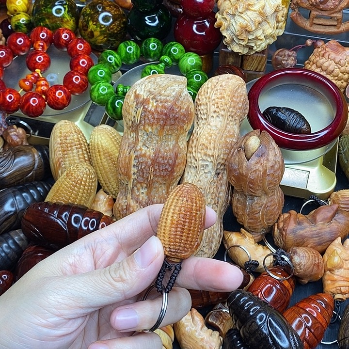 琥珀木琥珀木文玩手串