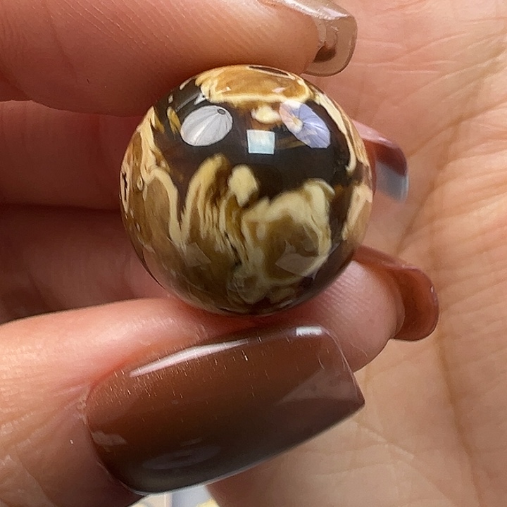 蜜蜡未镶嵌珠宝奇石