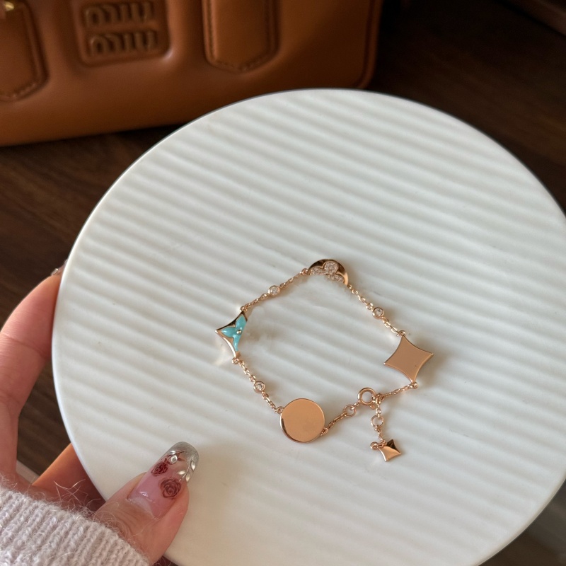 铜合金手链 时尚薄荷绿菱形四叶草镶锆精致高级感手链【S267】