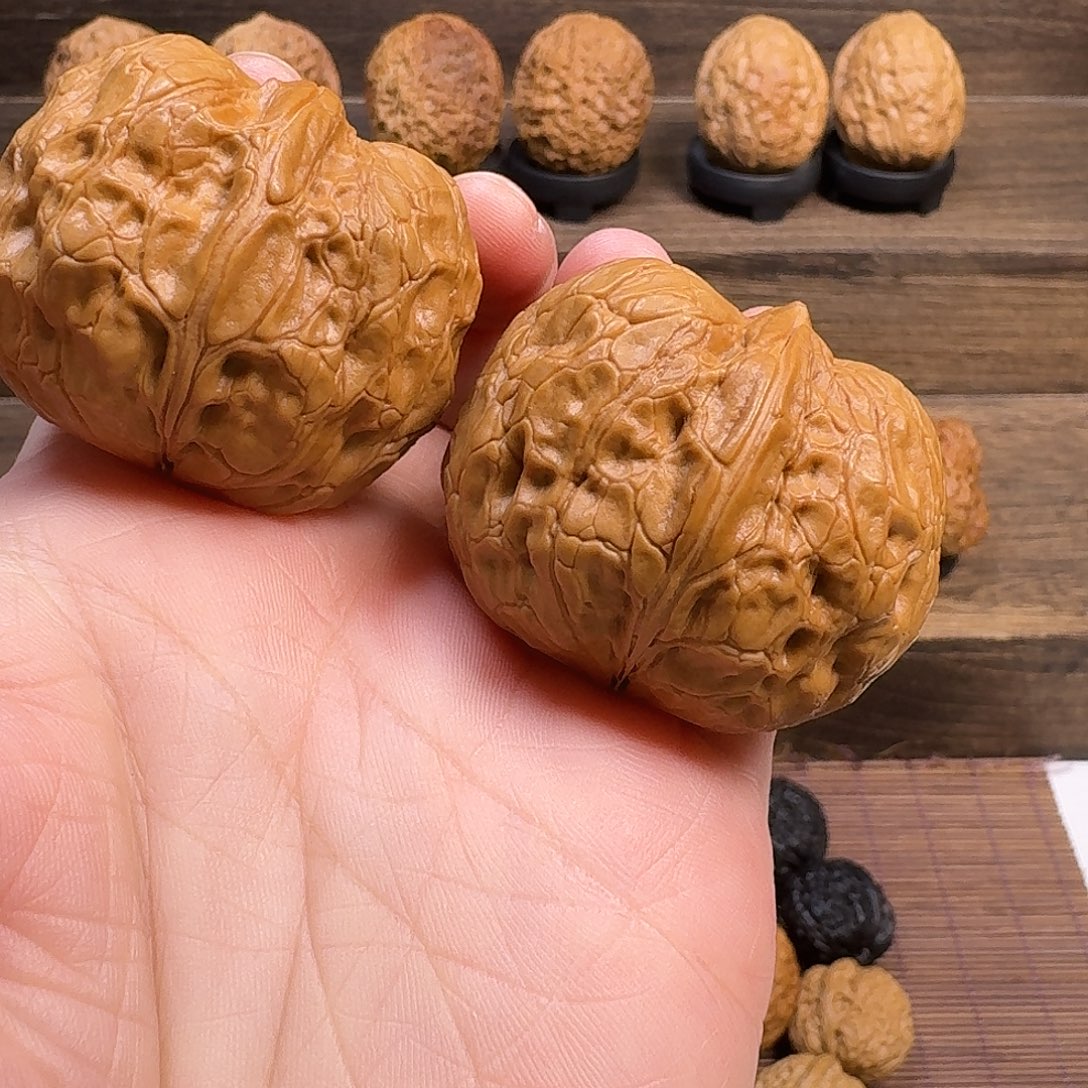 文玩核桃吊坠8黄金蟒元宝41尺寸